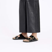 Birkenstock 1027918 Arizona Big Buckle Birko-Flor vernice Patent Black/Gold
