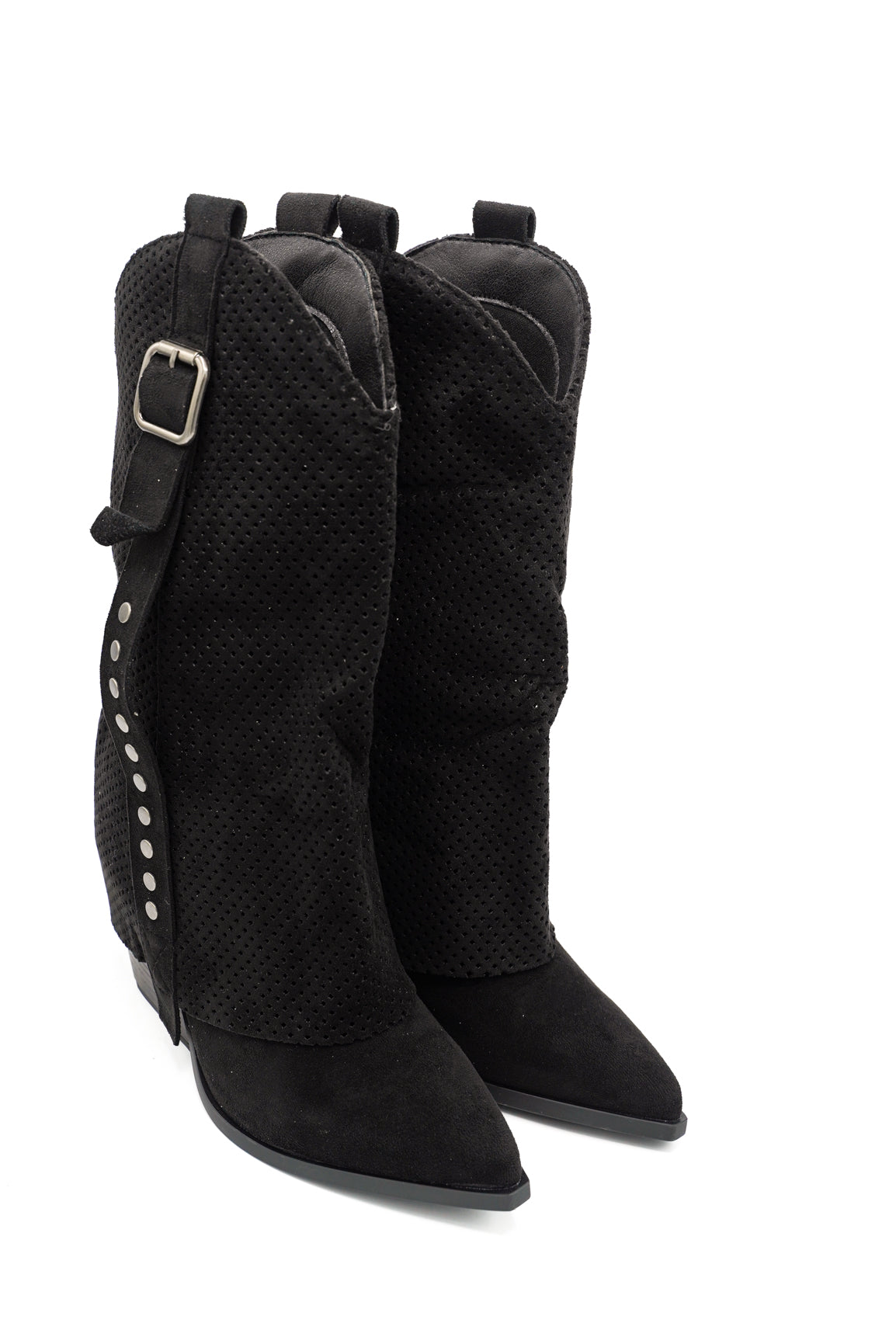 Gaia Shoes Flavia Stivali texani con lavorazione traforata e dettagli borchiati