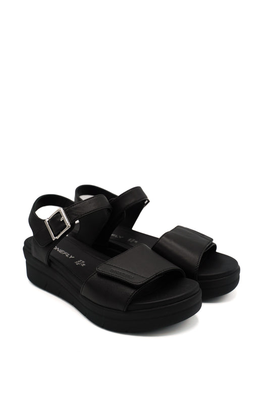 110207 STONEFLY SANDALI