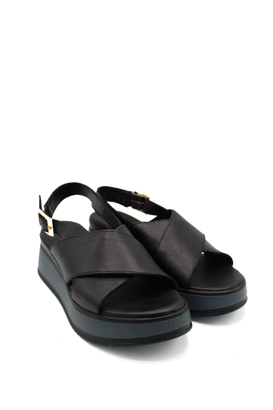 Gaia Shoes 230937 Sandali con zeppa con ampie fasce incrociate