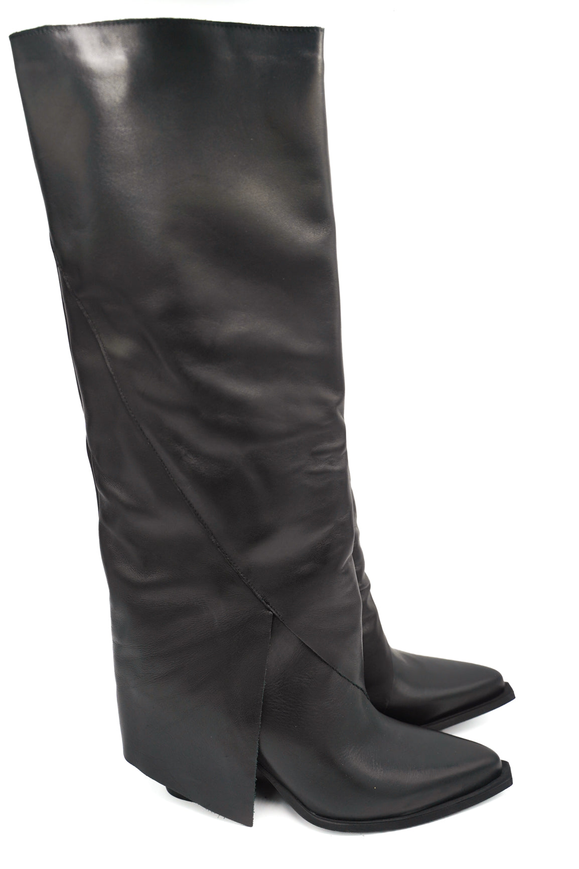 Gaia Shoes Loca 003 stivali in pelle con risvolto asimmetrico