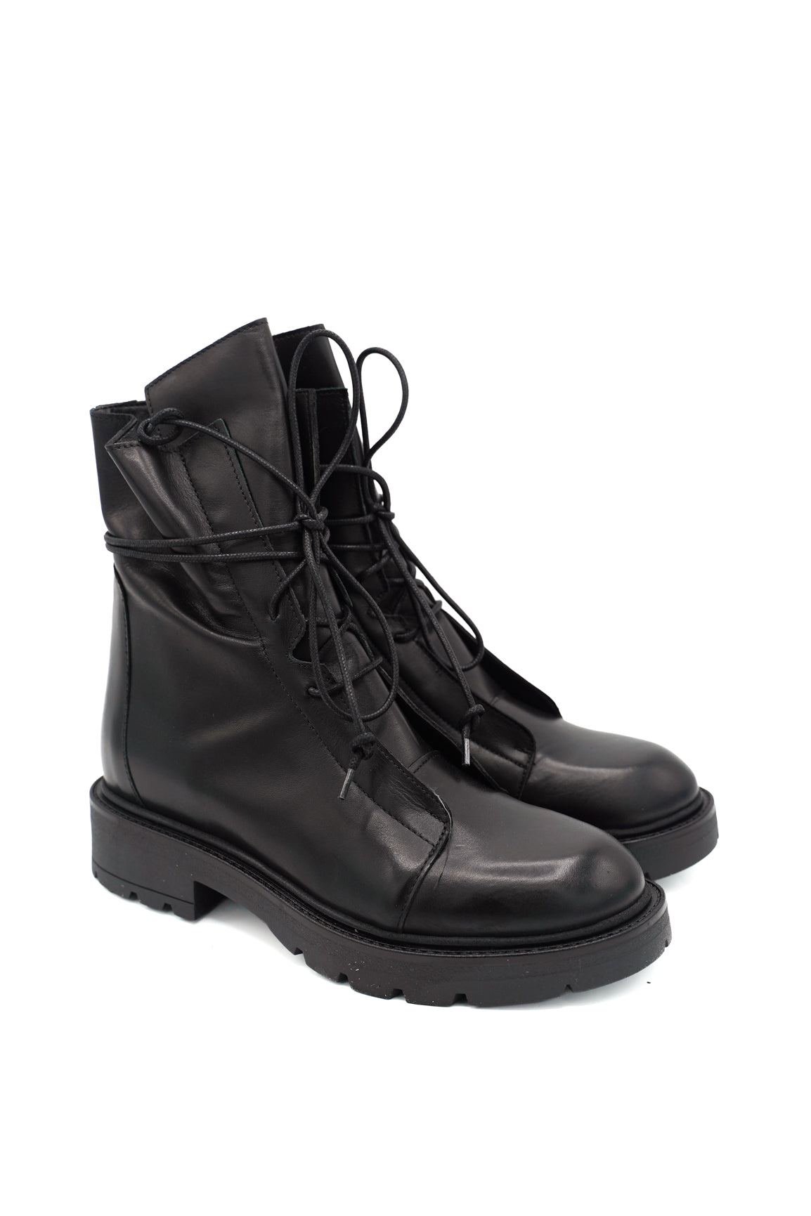 Gaia Shoes Praga 7 anfibi stivaletti in pelle con allacciatura frontale
