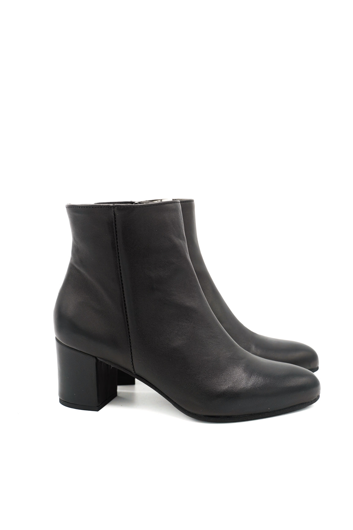 Gaia Shoes 289 stivaletti in pelle con tacco medio