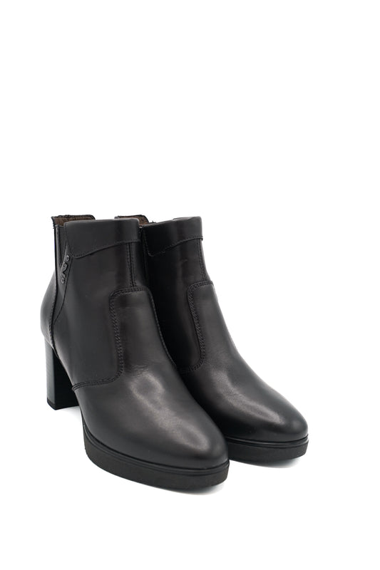 Nero Giardini Stivaletti I513800D