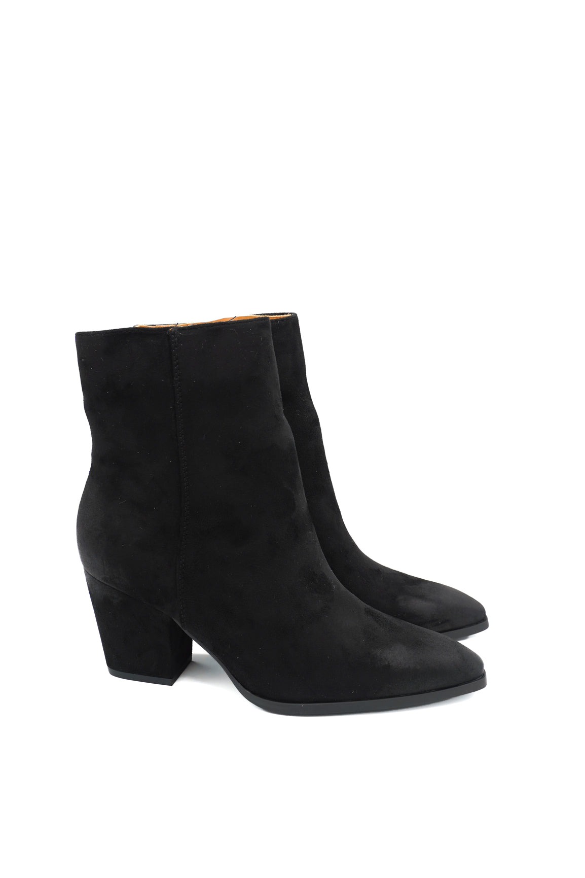 Gaia Shoes Alessia Ankle boot scamosciato con punta affusolata