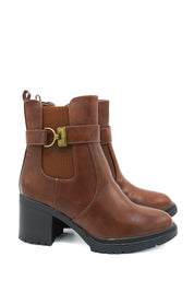 Gaia Shoes 354 Stivaletti con elastici laterali e cinturino ornamentale