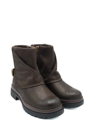Gaia Shoes 555 Stivaletti effetto drappeggiato e fibbia decorativa