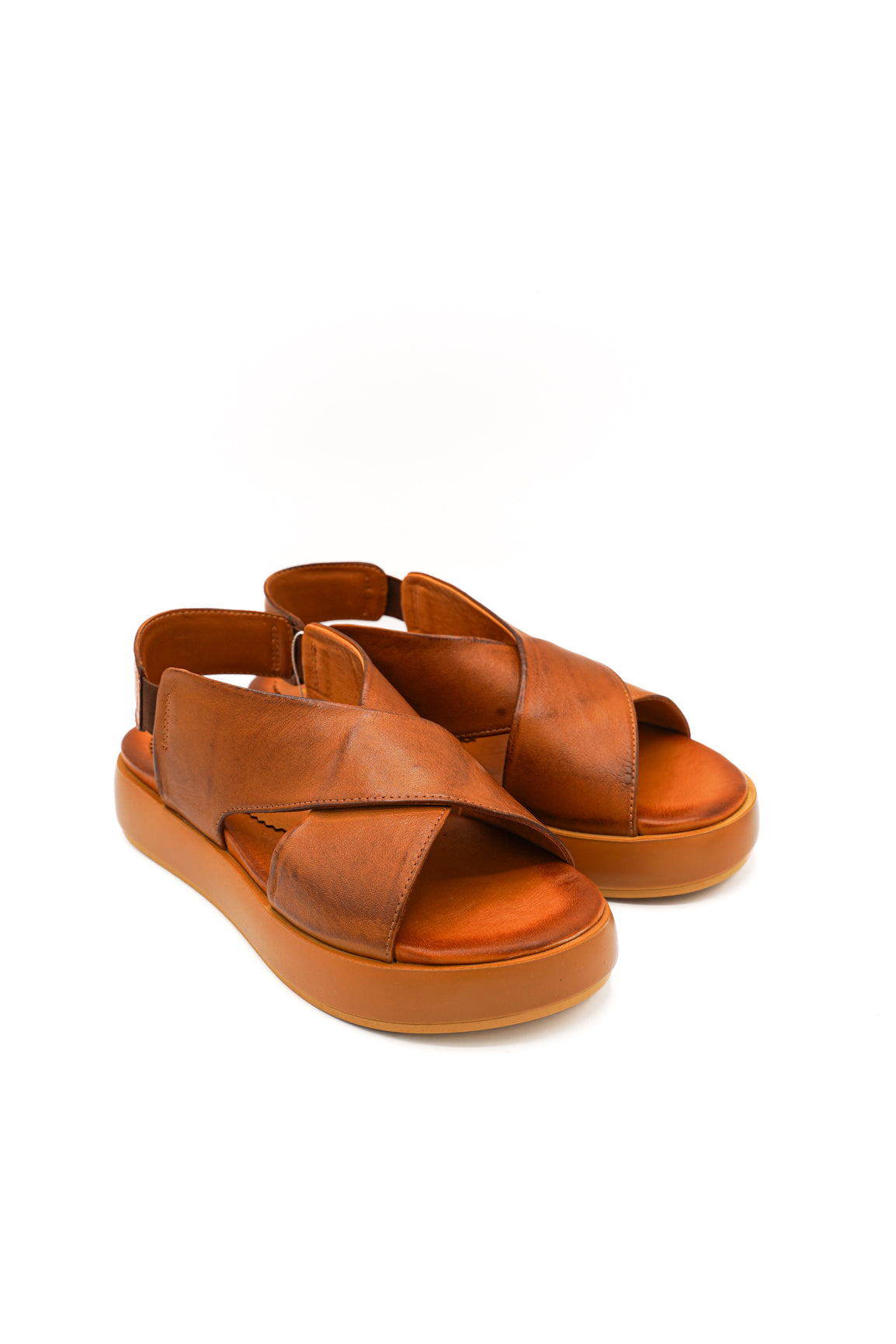 Sofia Mare 11860 Sandali flatform con fasce incrociate