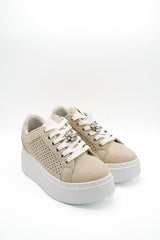Gaia Shoes E702 Sneakers platform traforate con accessorio gioiello